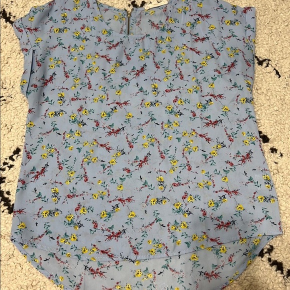 Top - Picture 1 of 1